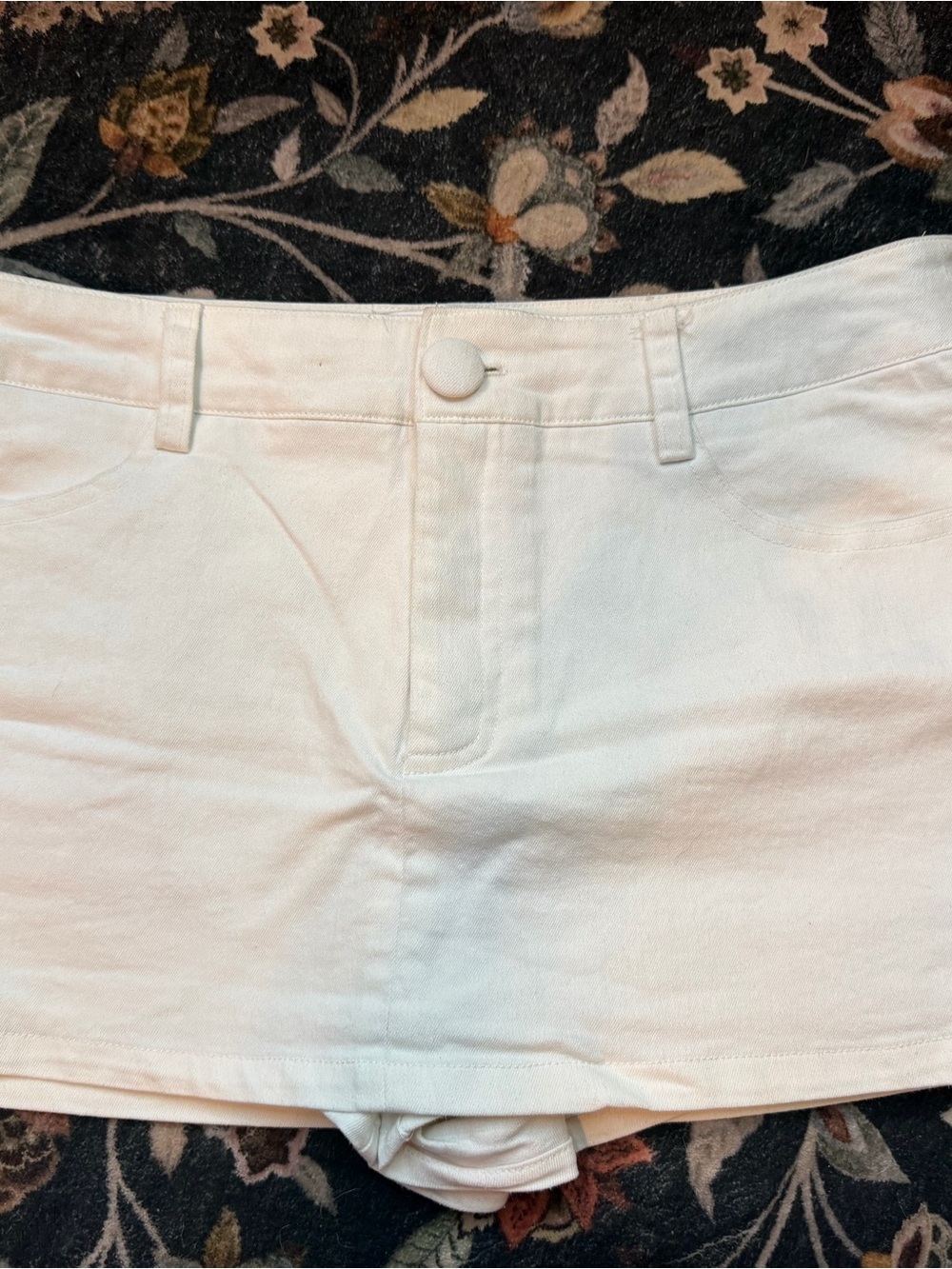Women's White Stretch Skort with Covered Button